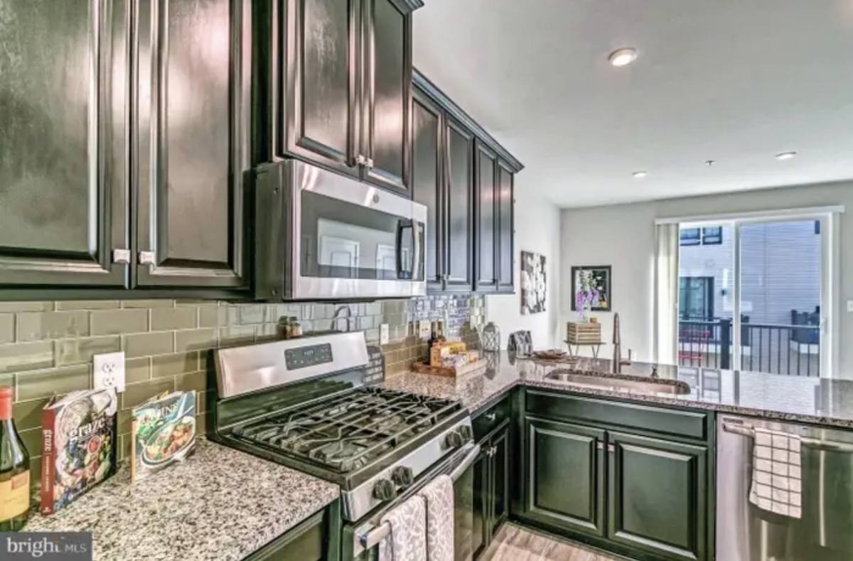 Townhouse for rent at 2820 Arts Vista Blvd, Suitland, MD 20746