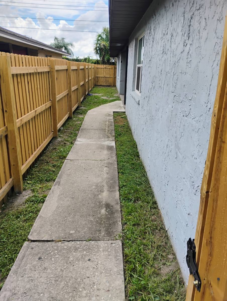 Apartment for rent at 2506 Chestnuts Woods Dr, Lakeland, FL 33815