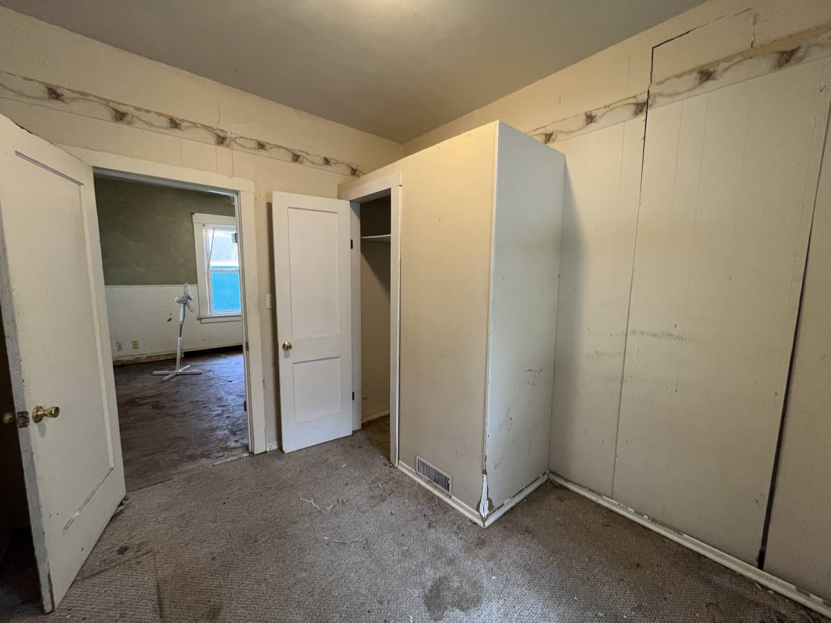 House for rent at 2317 Grand Ave, Granite City, IL 62040