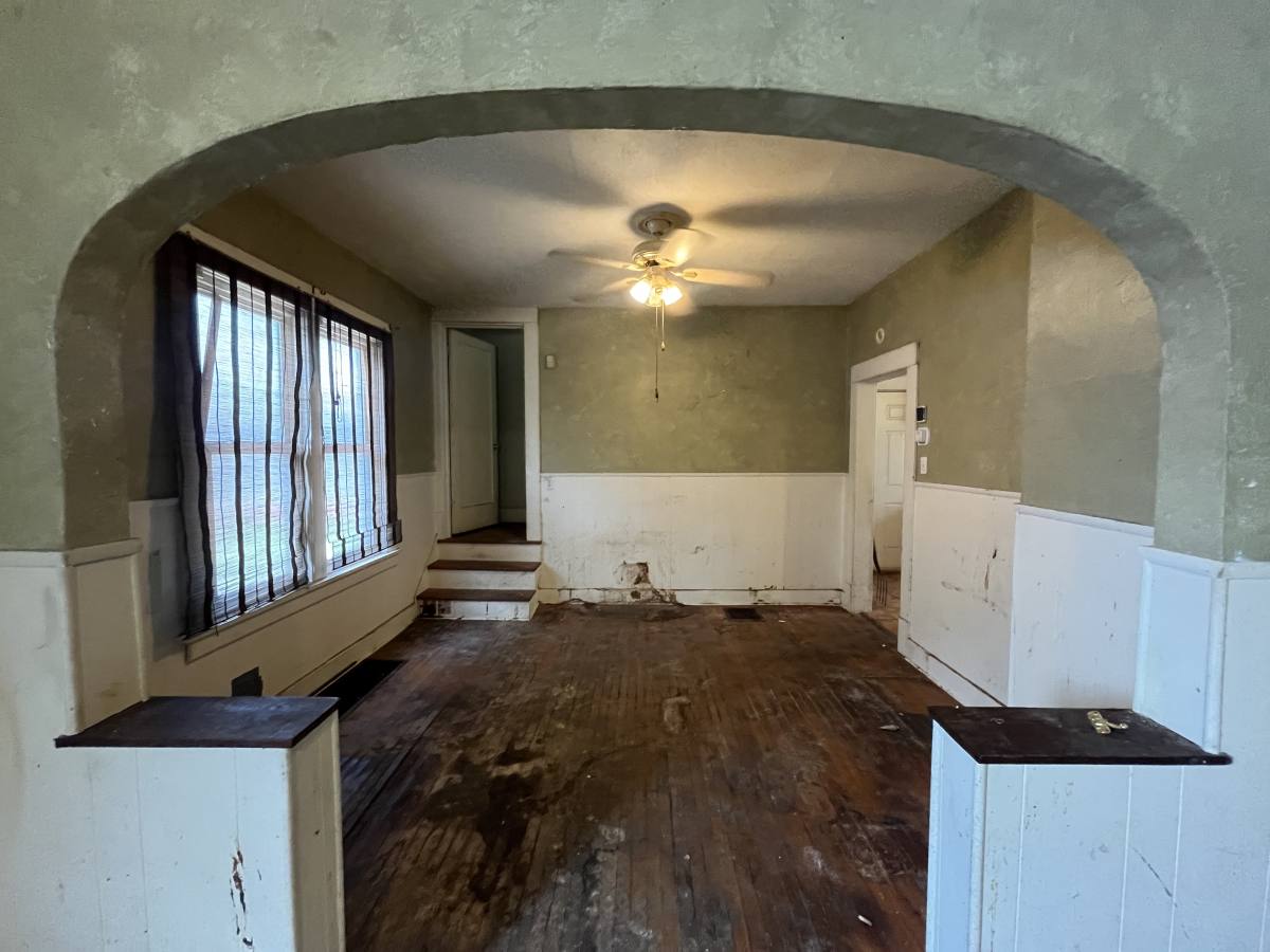 House for rent at 2317 Grand Ave, Granite City, IL 62040