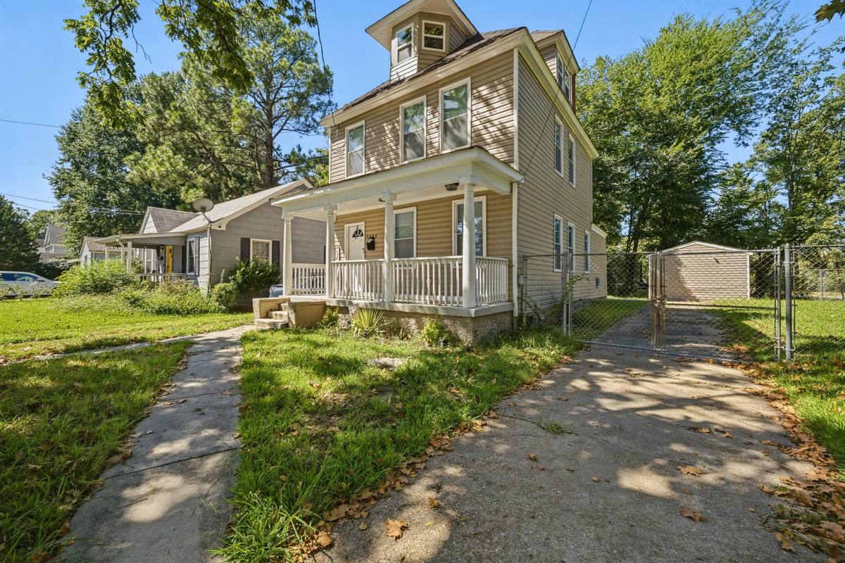 House for rent at 1324 Charleston Ave, Portsmouth, VA 23704