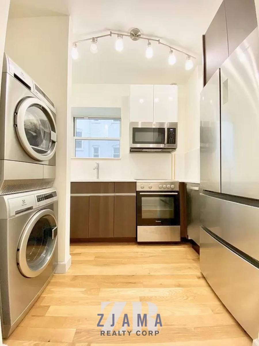 Apartment for rent at 68 W 107th St #23, New York, NY 10025