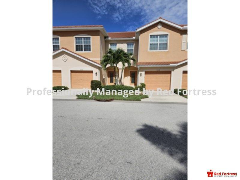 Townhouse for rent at 10028 Via Colomba Circle, Fort Myers, FL 33966