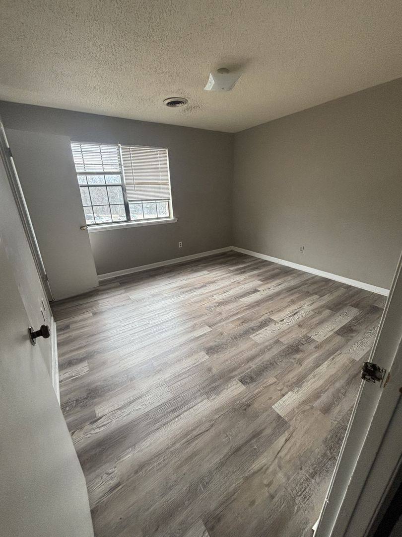 Townhouse for rent at 1 Hidden Valley Dr, Tupelo, MS 38801