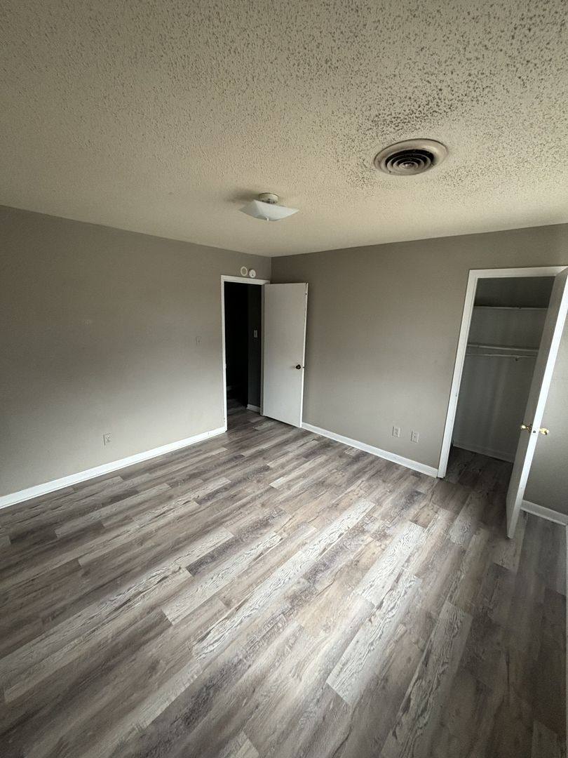 Townhouse for rent at 1 Hidden Valley Dr, Tupelo, MS 38801