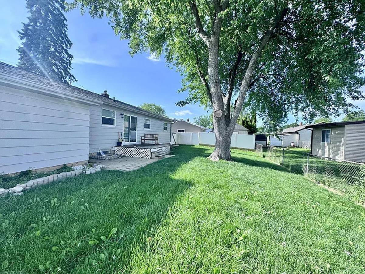 House for rent at 2620 Duane Dr, Saginaw, MI 48603