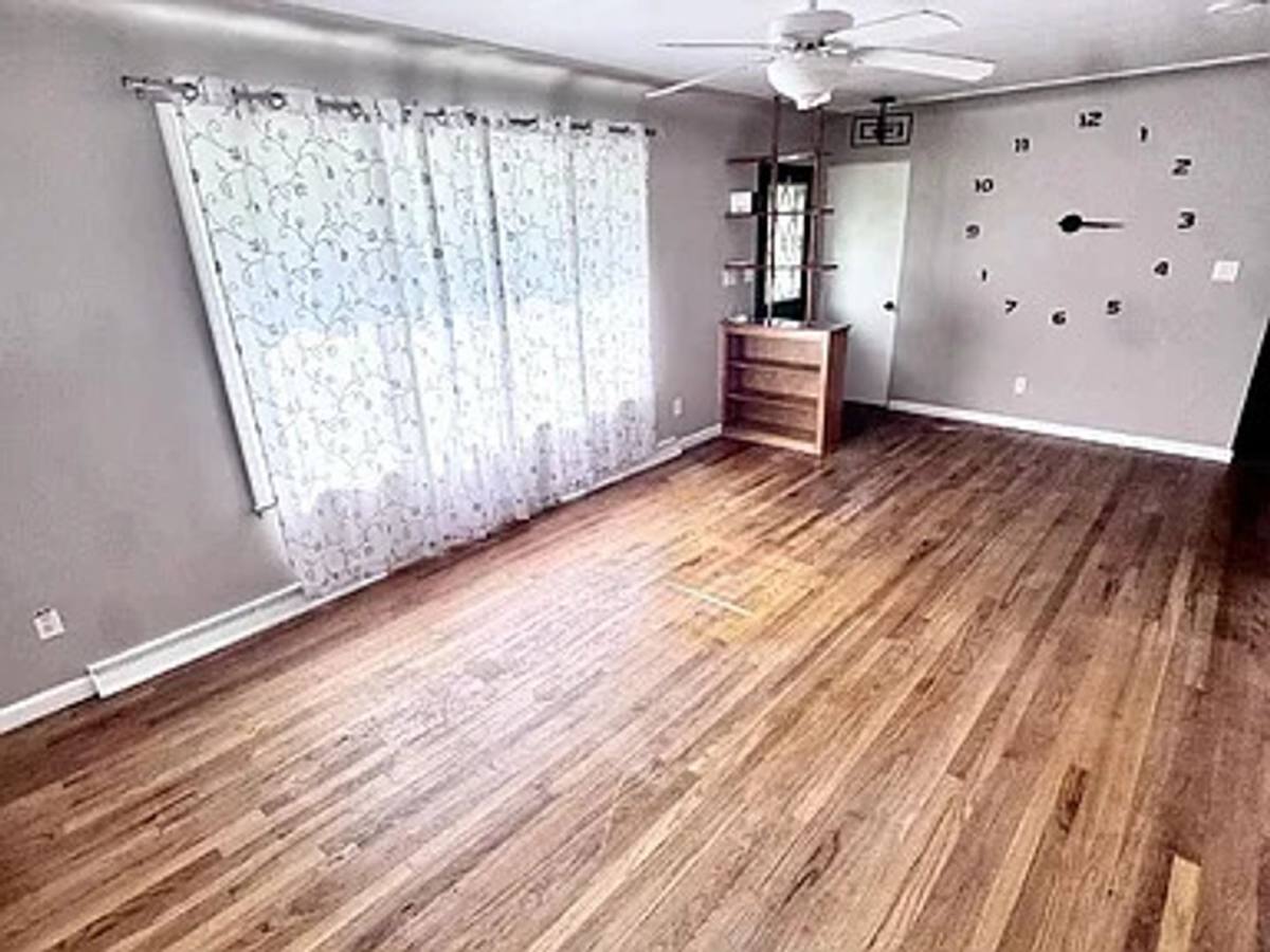 House for rent at 2620 Duane Dr, Saginaw, MI 48603