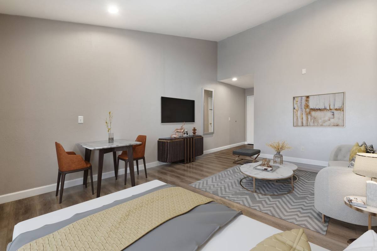 Apartment for rent at 528 W Washington Ave, Escondido, CA 92025