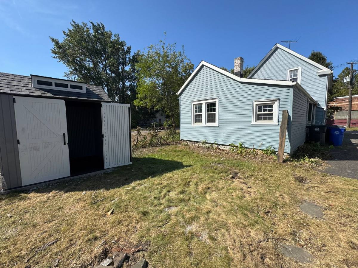 House for rent at 7006 Morgan Ave, Cleveland, OH 44127
