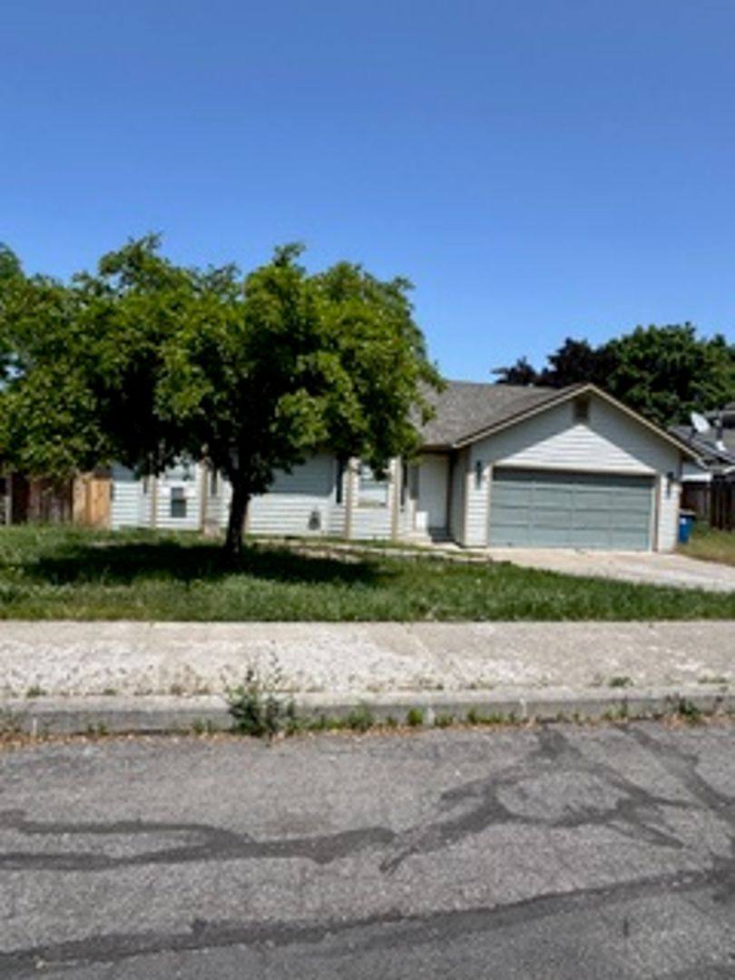 House for rent at 1154 NE Ulysses Dr, Bend, OR 97701
