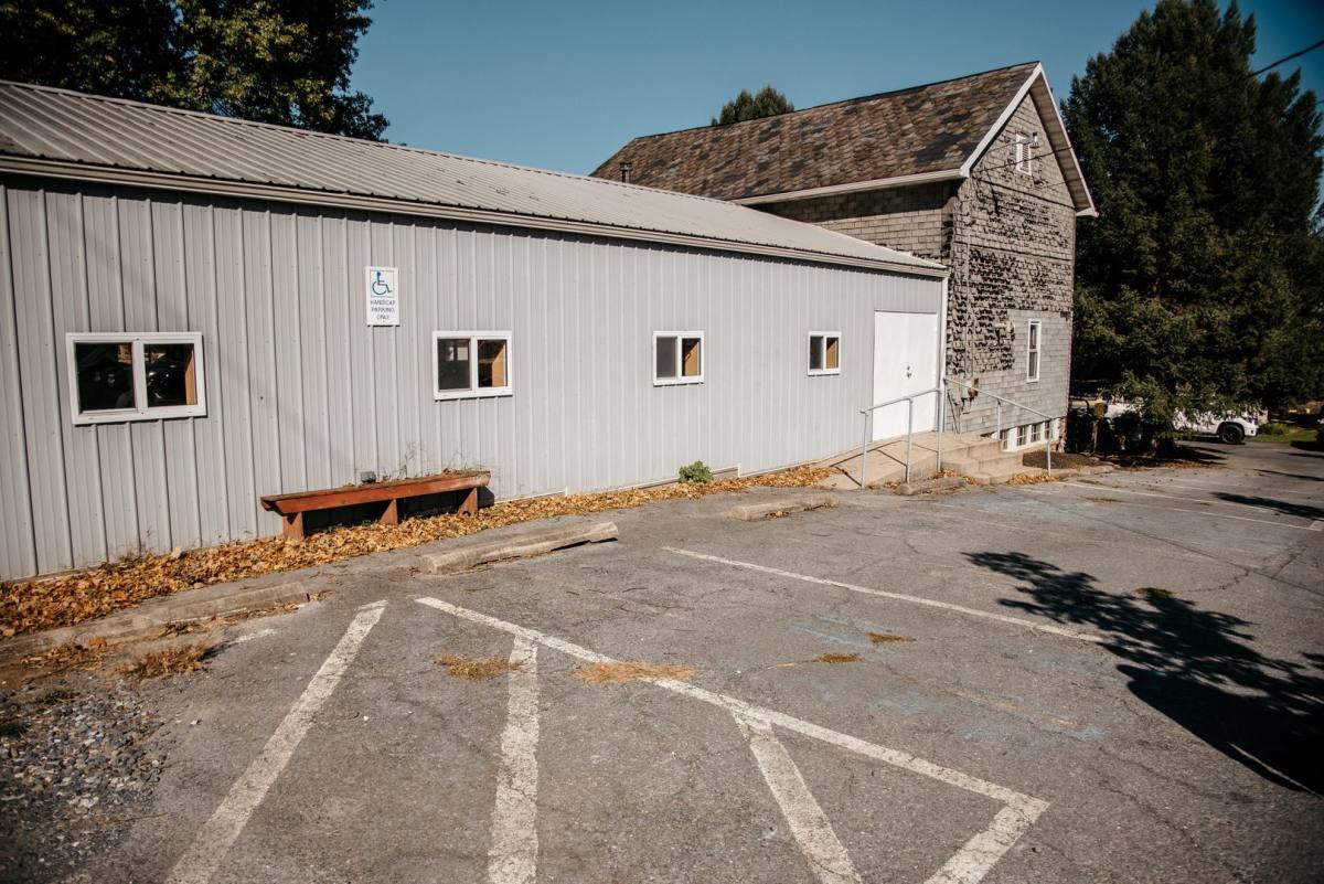 Apartment for rent at 250 W Main St, Mount Joy, PA 17552