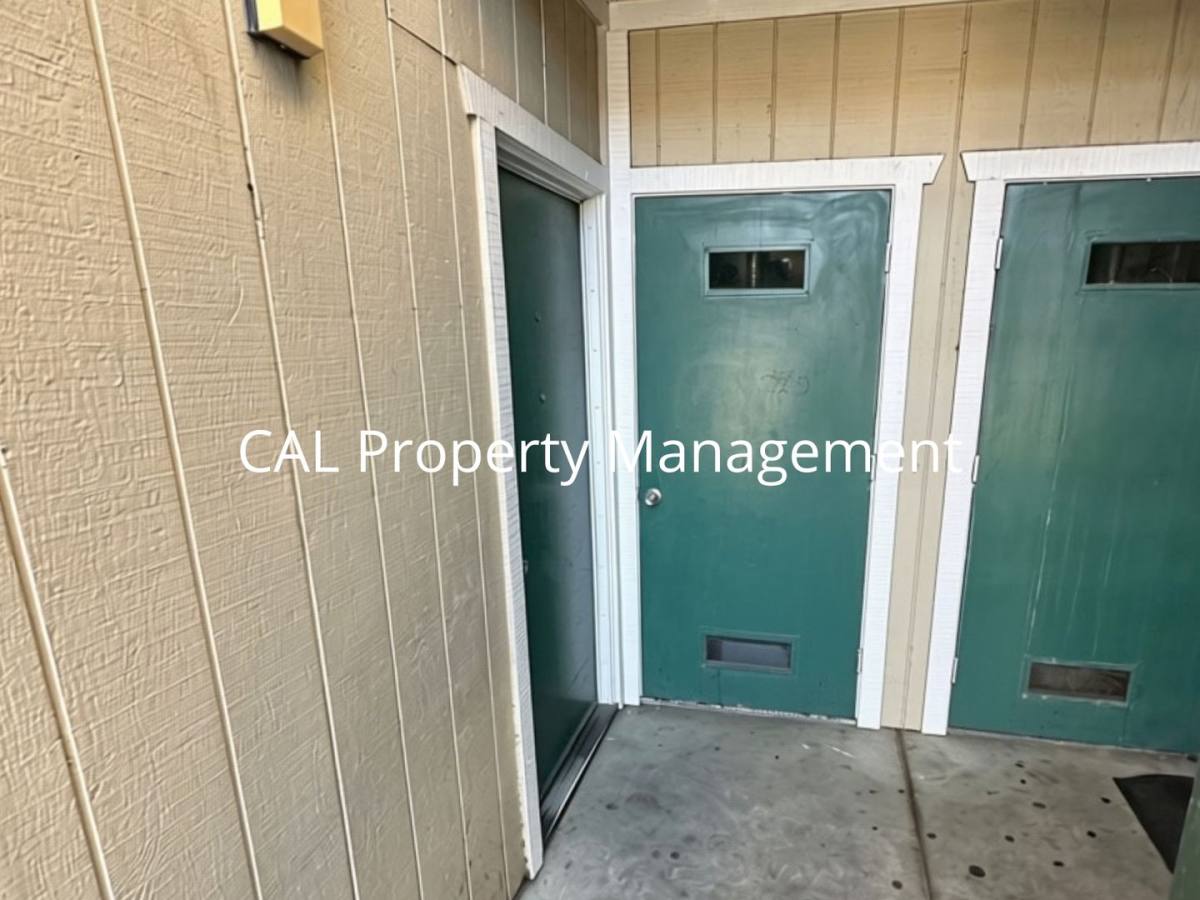 Apartment for rent at 1413 Del Monte Ave, Salinas, CA 93905