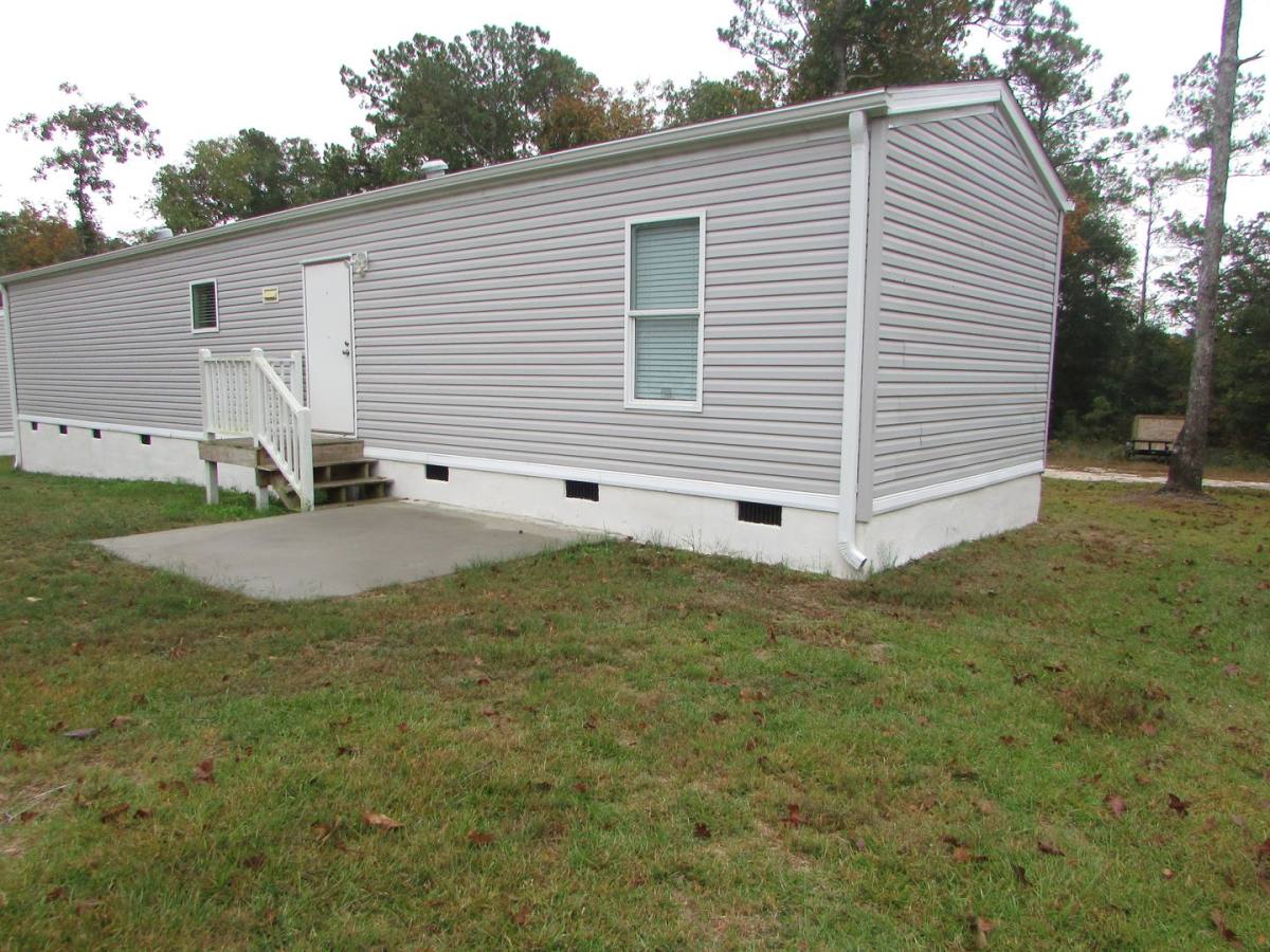 House for rent at 1024 Alandale Place SE, Bolivia, NC 28422