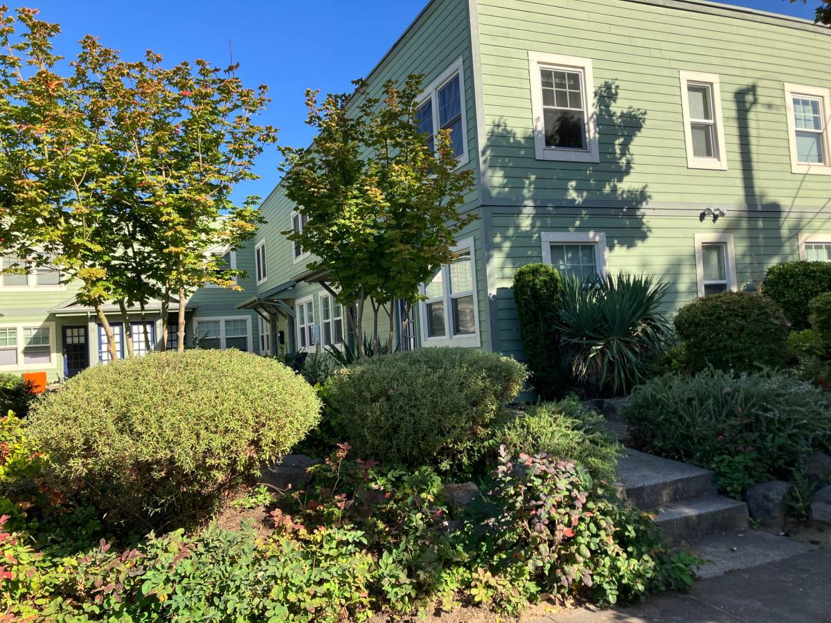 Townhouse for rent at 2031 N Watts #7, Portland, OR 97217