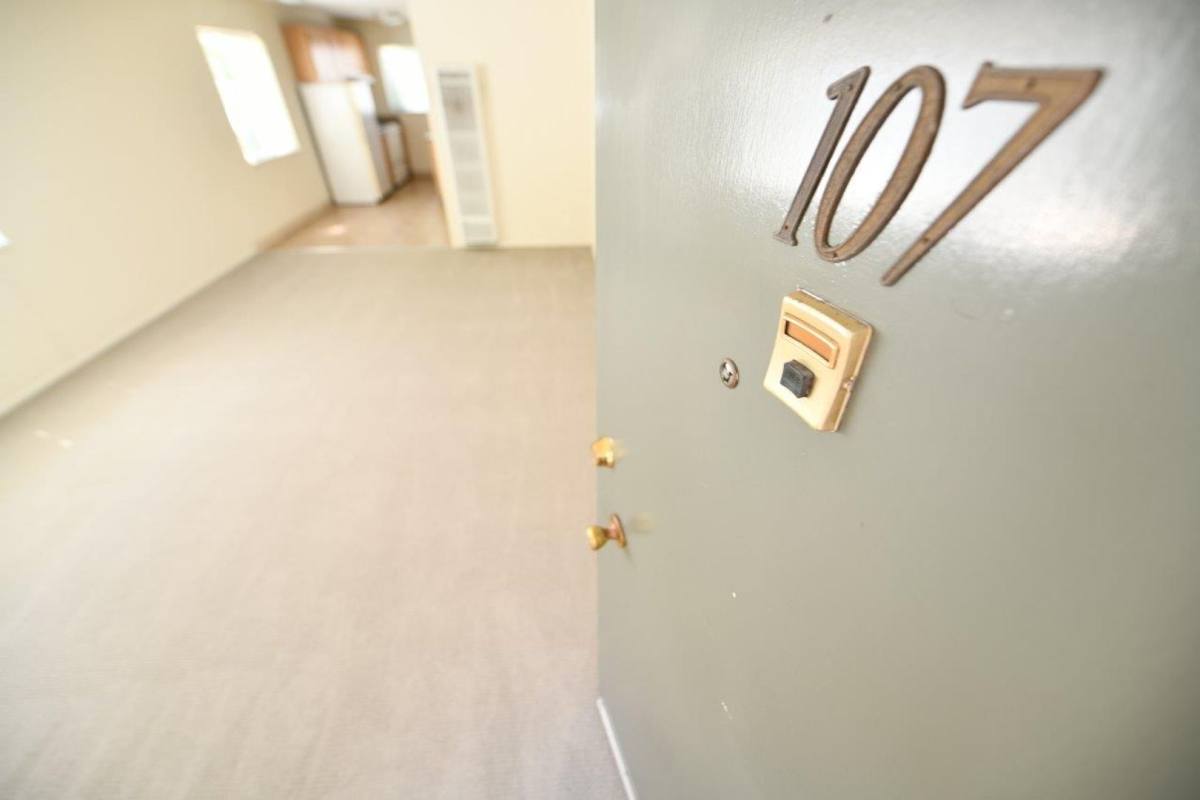 Apartment for rent at 275 41st St, Oakland, CA 94609