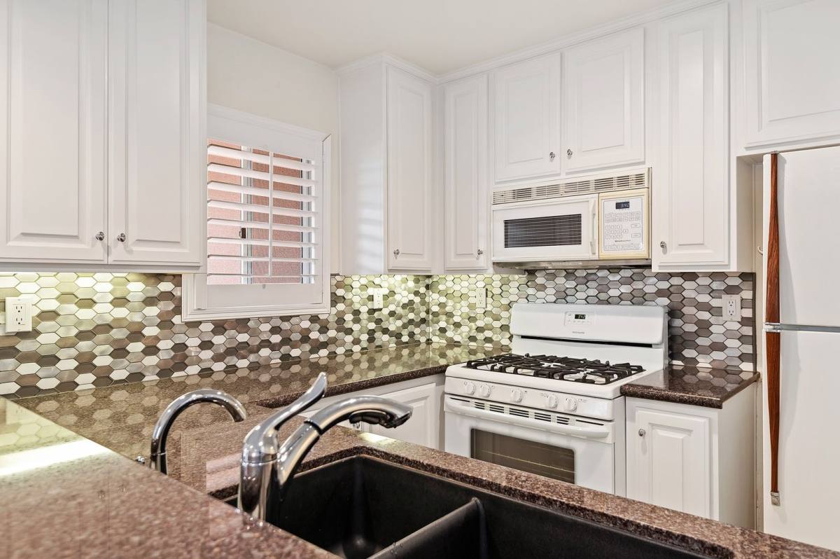 Apartment for rent at 407 Por La Mar Circle, Santa Barbara, CA 93103