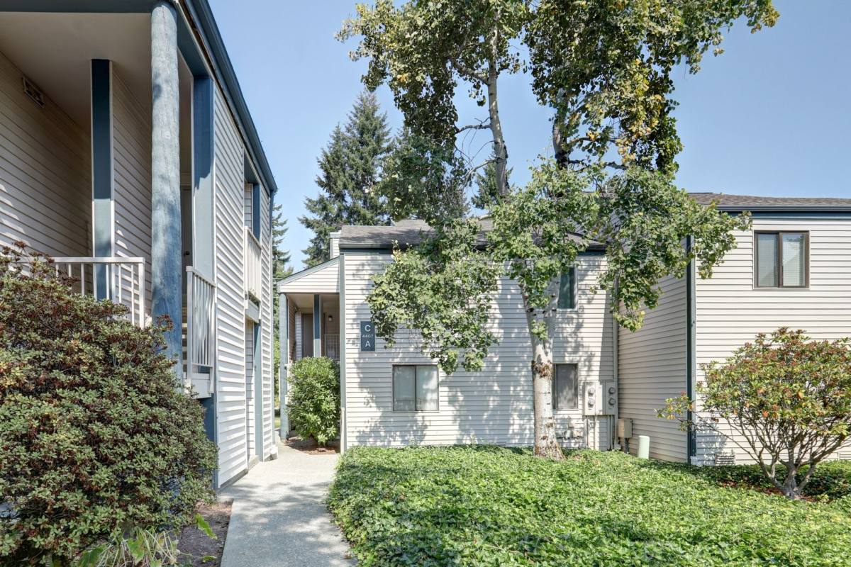 Condo for rent at 4407 216th St SW #3, Mountlake Terrace, WA 98043