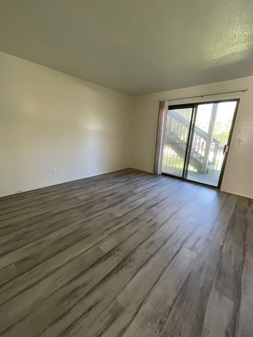 Apartment for rent at 922 Sylvan St, Emporia, KS 66801