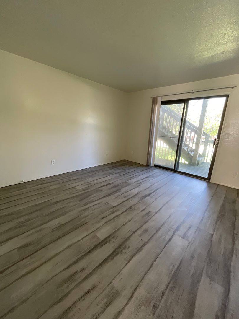 Apartment for rent at 922 Sylvan St, Emporia, KS 66801