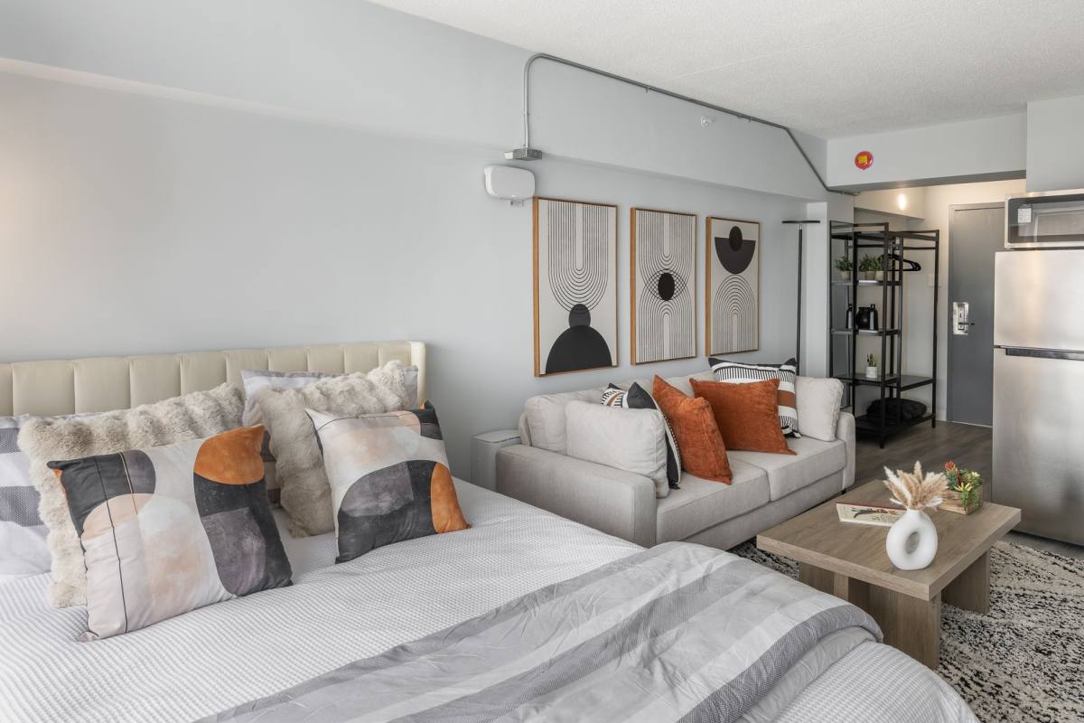 Apartment for rent at 16 W 10th St, Erie, PA 16501