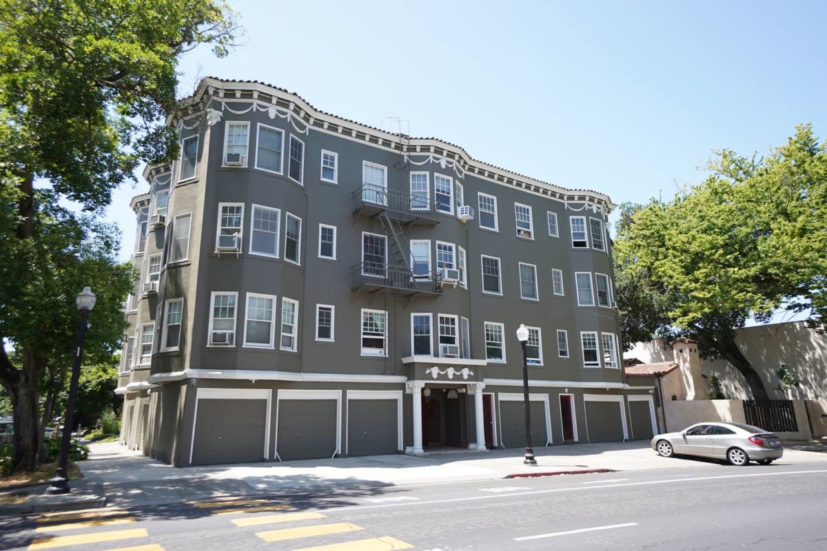 Apartment for rent at Fortview, 2630 L St, Sacramento, CA 95816
