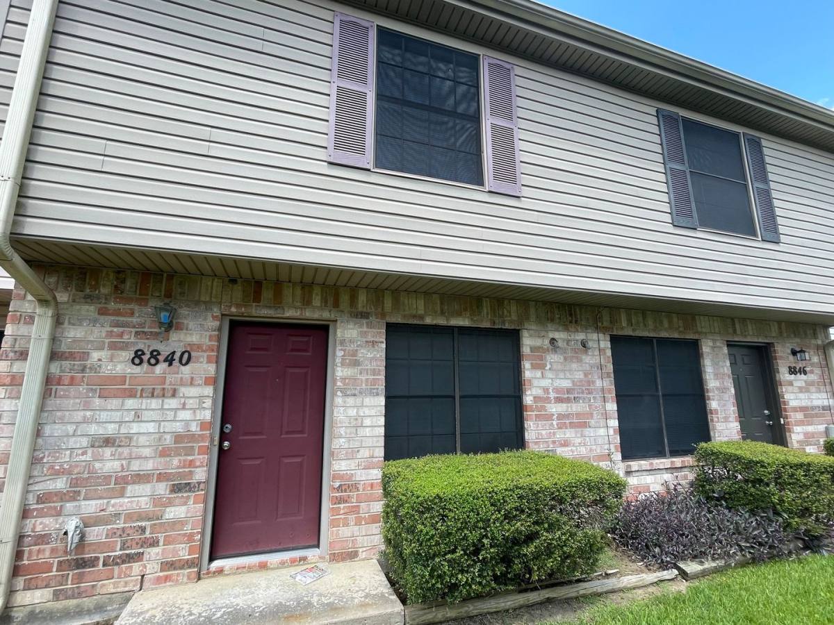 House for rent at 8840 Glen Meadow Lane, Beaumont, TX 77706