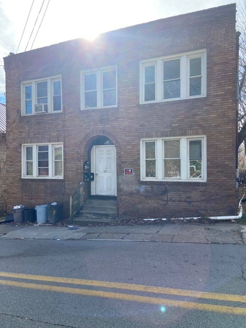 Apartment for rent at 650 13th St, Parkersburg, WV 26101