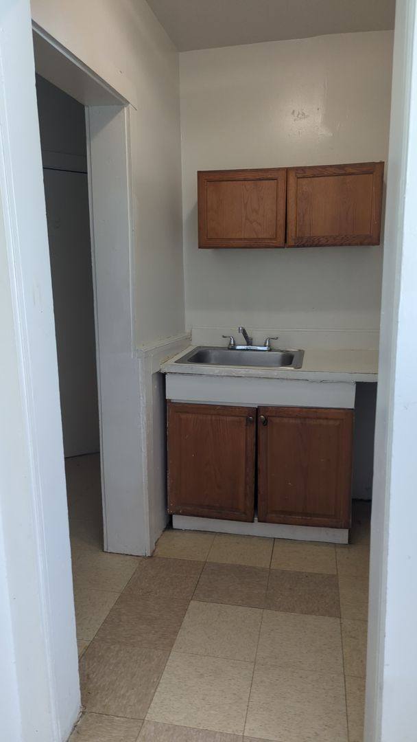 Apartment for rent at 144-154 Coleman St, Bridgeport, CT 06604