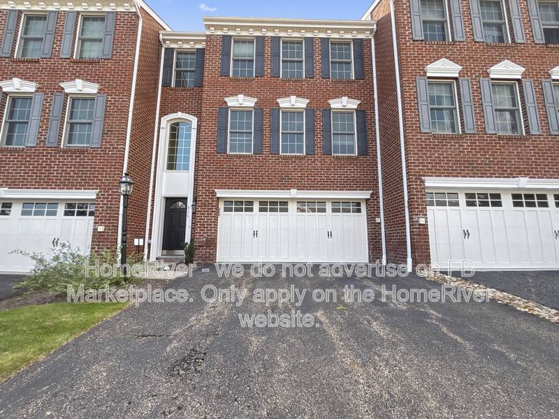 Townhouse for rent at 311 Marshall Heights Dr, Wexford, PA 15090