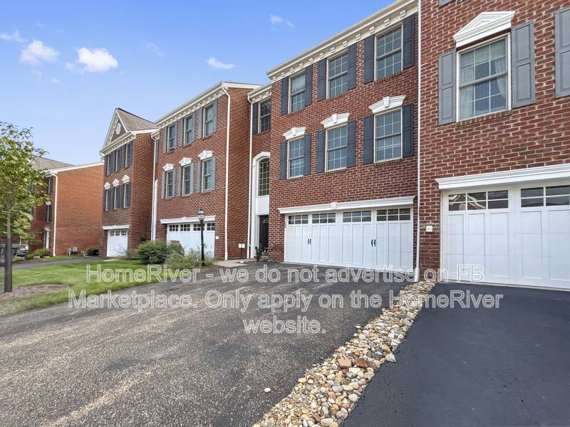 Townhouse for rent at 311 Marshall Heights Dr, Wexford, PA 15090