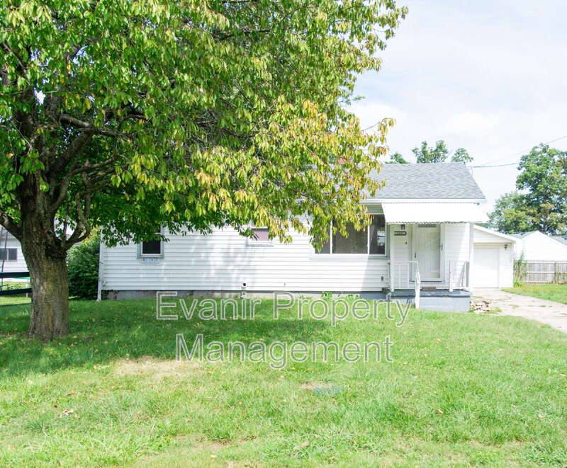 House for rent at 113 Oakwood Ave, Fairborn, OH 45324