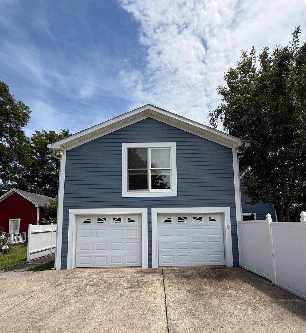 Apartment for rent at 414 Center Ave, Dickson, TN 37055