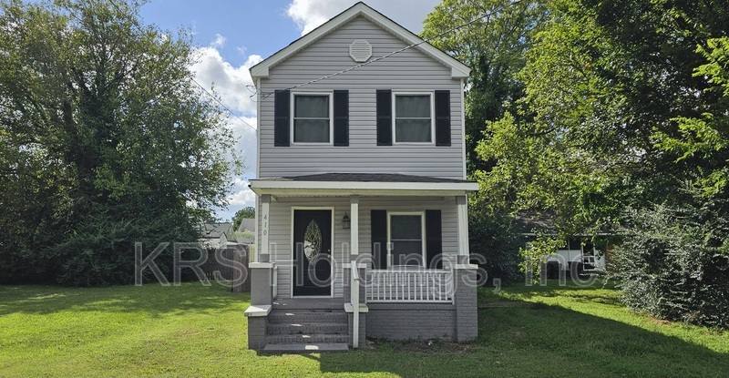 House for rent at 410 Oak St, Portsmouth, VA 23704