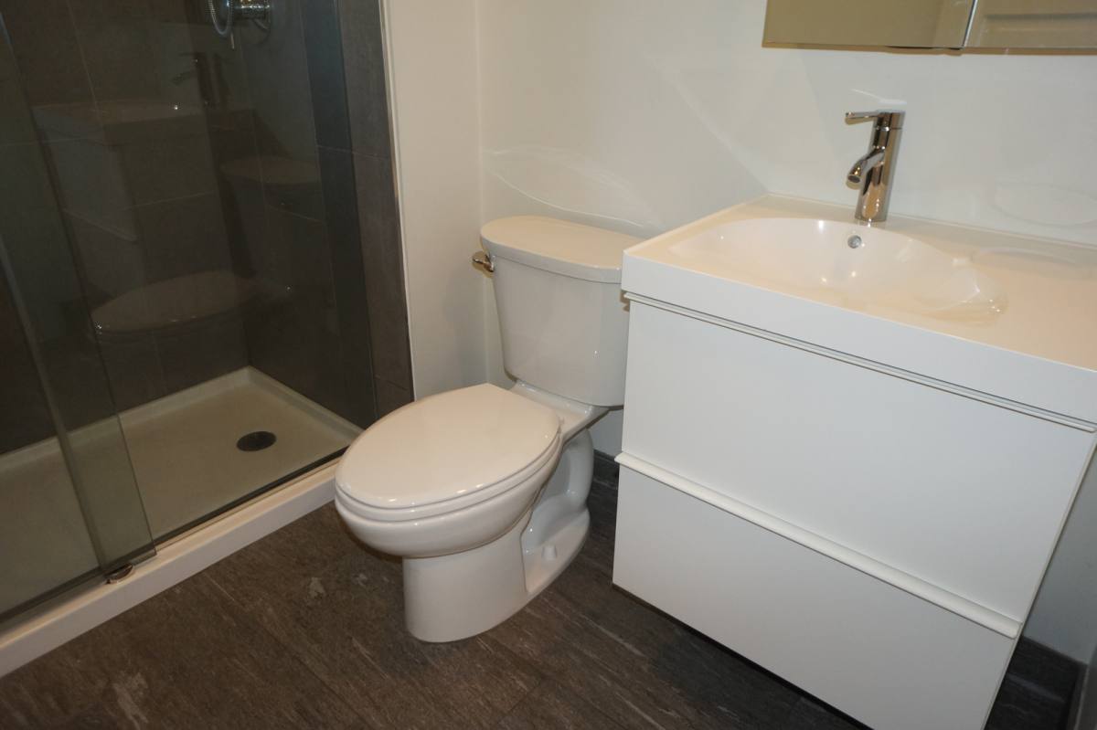 Apartment for rent at 3932-3938 N Albina Ave, Portland, OR 97227