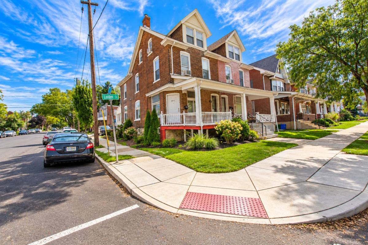 Apartment for rent at 1038 Linden St, Bethlehem, PA 18018