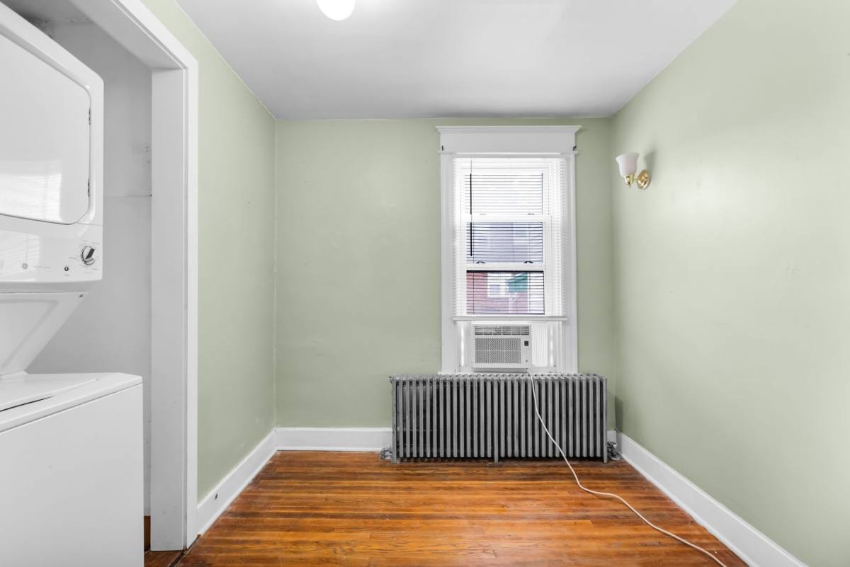 Apartment for rent at 1038 Linden St, Bethlehem, PA 18018