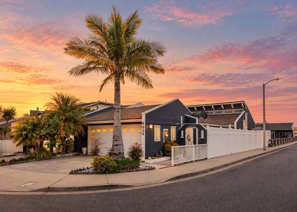 Apartment for rent at 4624 Falkirk Bay, Oxnard, CA 93035