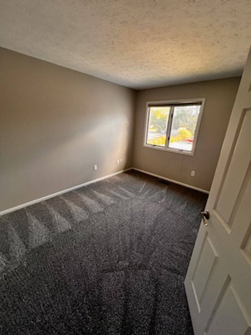 Condo for rent at 2796 Sand Run Parkway, Akron, OH 44333