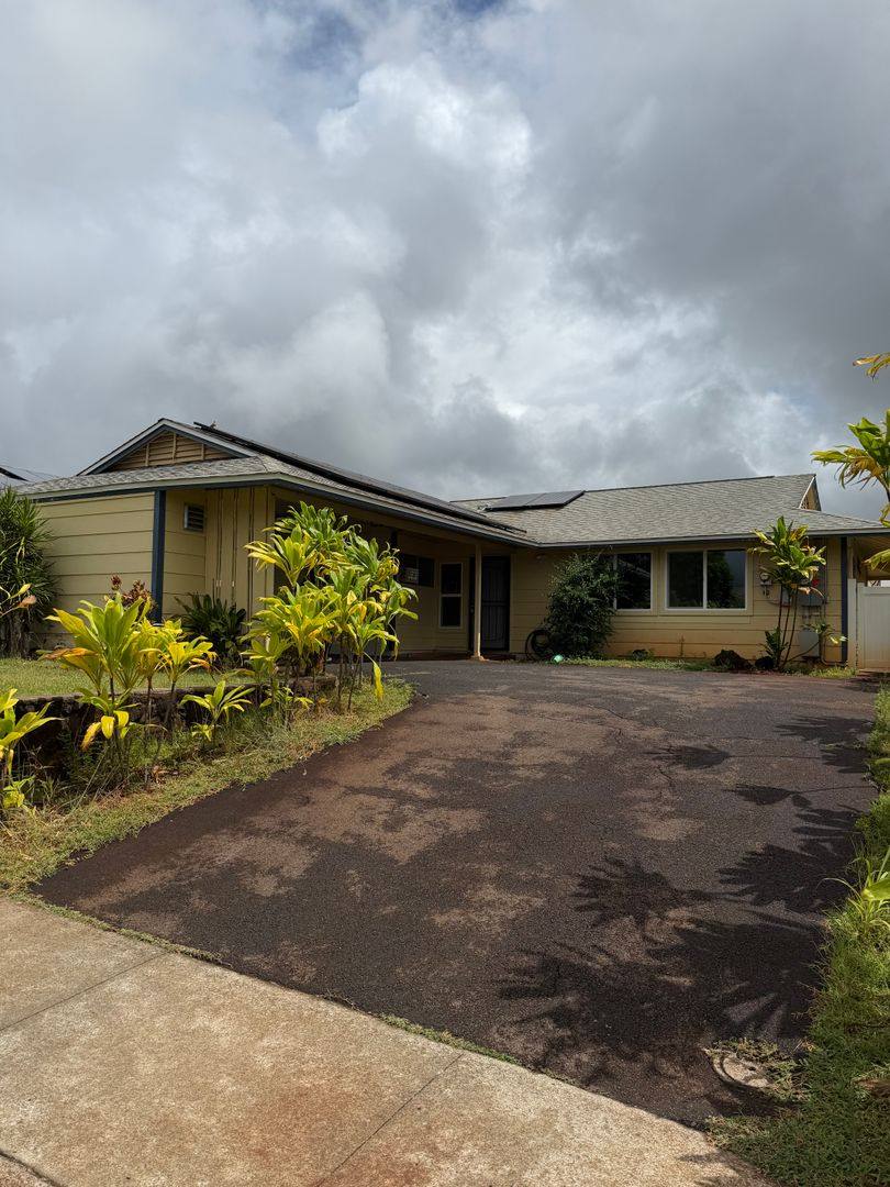 House for rent at 94-458 Kauopua St, Mililani, HI 96789