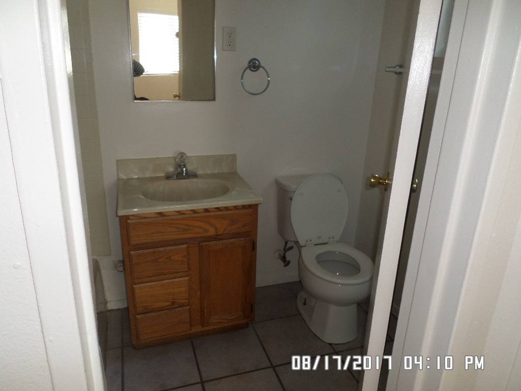 Apartment for rent at 670 Boyd St, Santa Rosa, CA 95407
