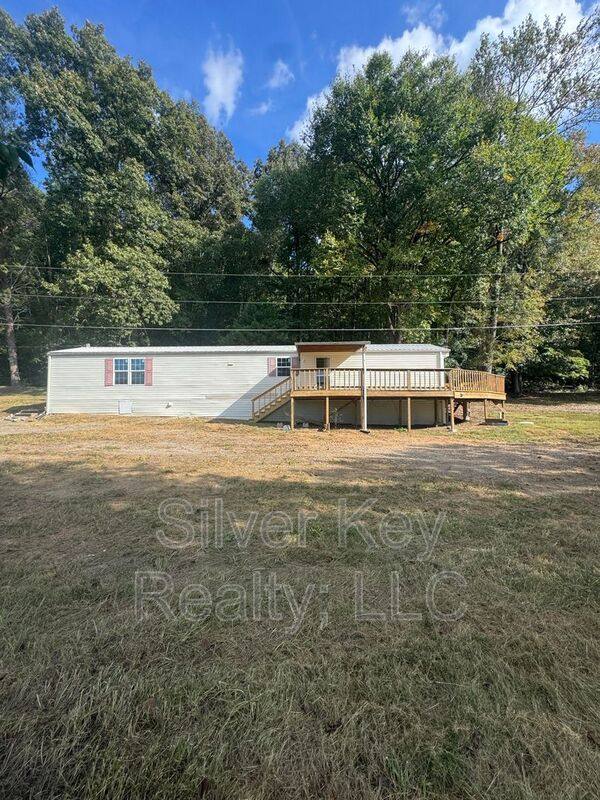 House for rent at 910A County Rd 172, Athens, TN 37303
