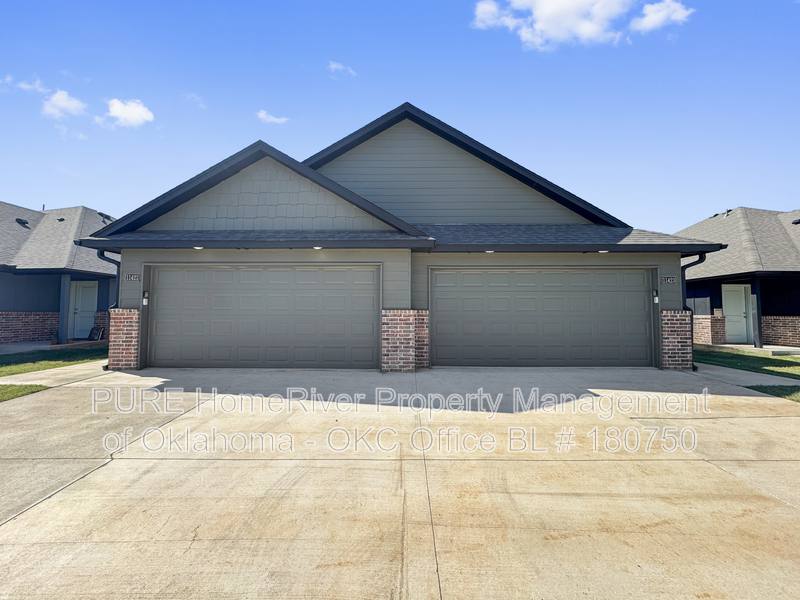 Apartment for rent at 11421 University Dr, Oklahoma City, OK 73114