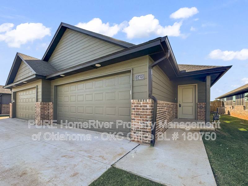 Apartment for rent at 11423 University Dr, Oklahoma City, OK 73114