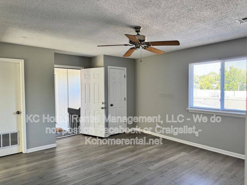 Apartment for rent at 4719 Switzer Rd, Shawnee, KS 66203