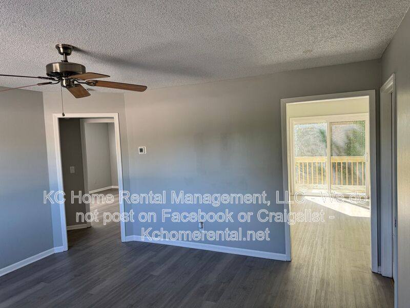 Apartment for rent at 4719 Switzer Rd, Shawnee, KS 66203