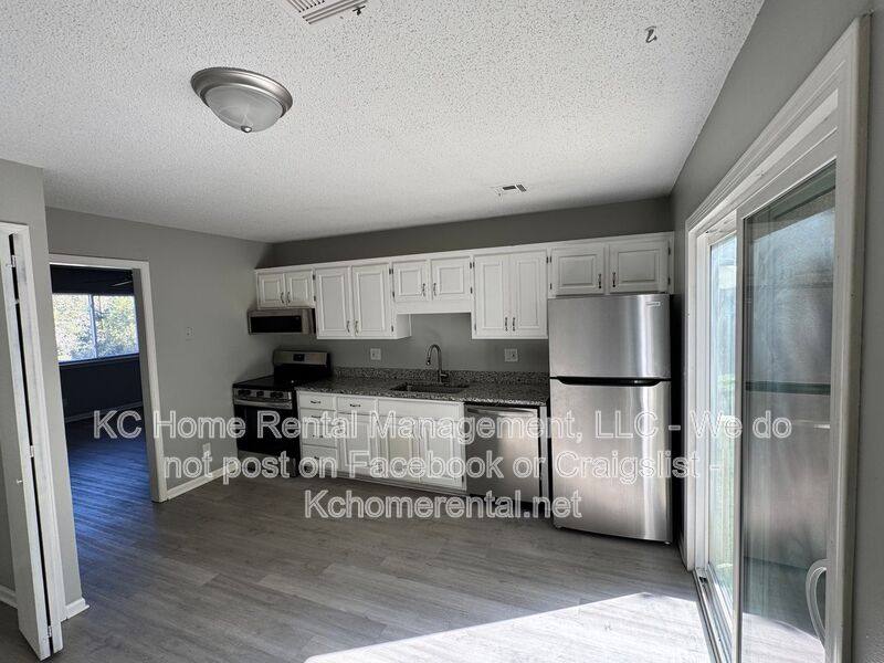 Apartment for rent at 4719 Switzer Rd, Shawnee, KS 66203