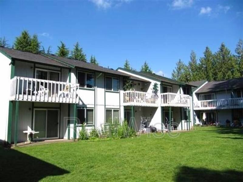 Apartment for rent at 100 Gatch St #8, Woodburn, OR 97071