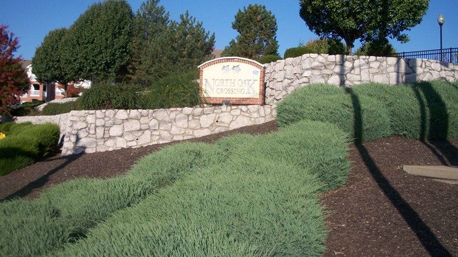 Apartment for rent at 9400 N Oak Trafficway, Kansas City, MO 64155