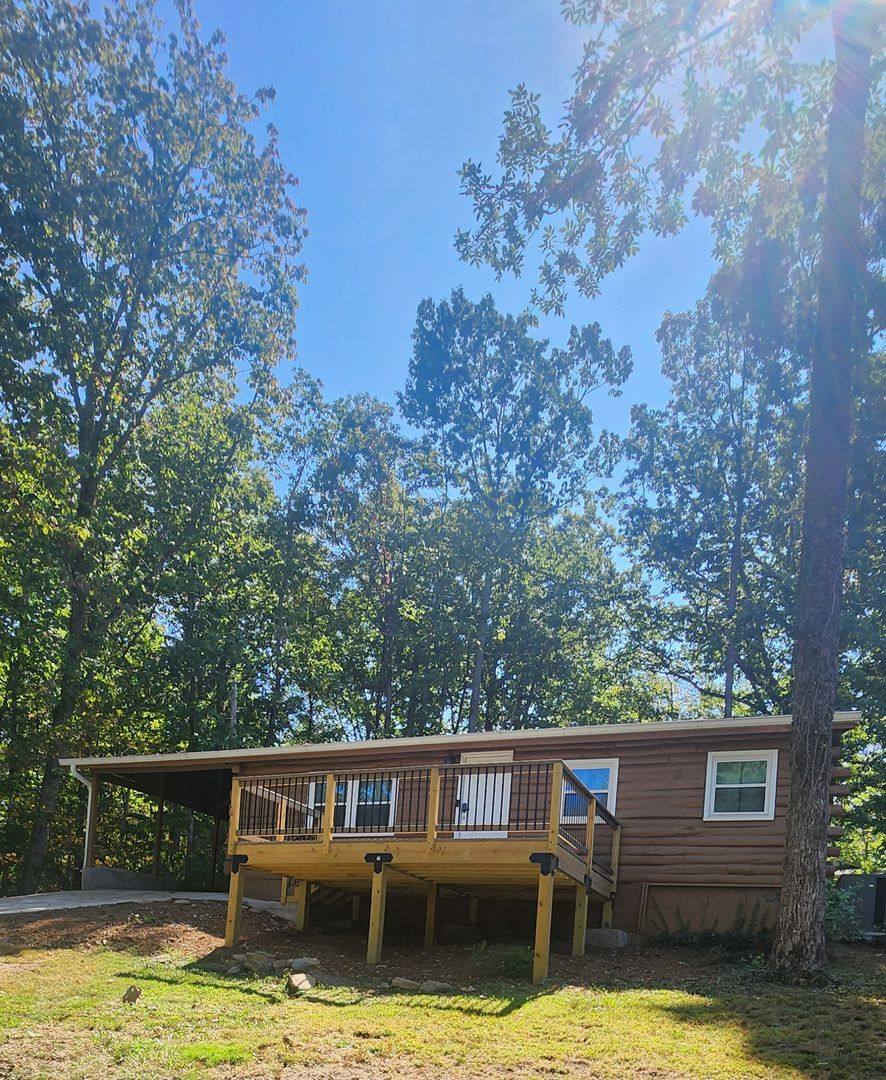 House for rent at 152 Lakeshire Dr, Crossville, TN 38558