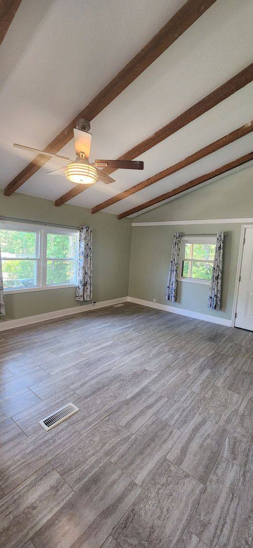 House for rent at 152 Lakeshire Dr, Crossville, TN 38558
